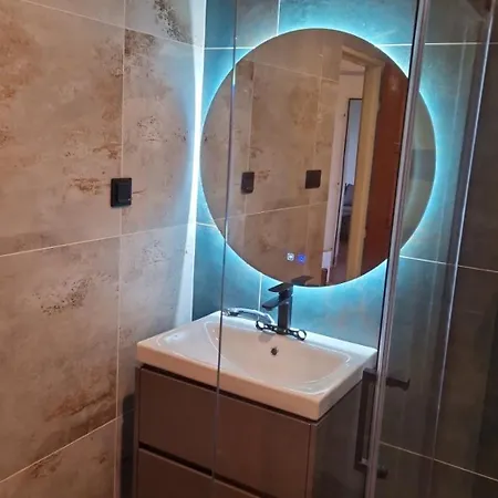 Zuzka アパート *