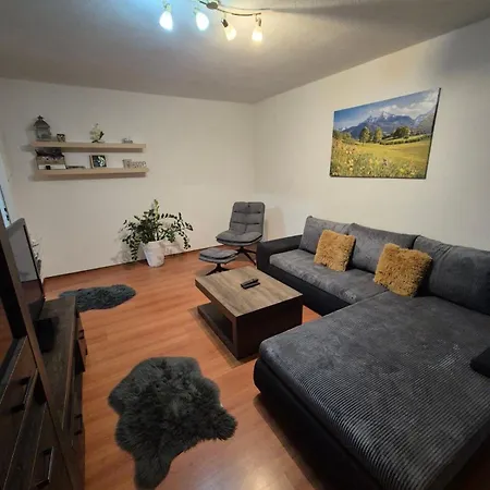 Zuzka アパート *